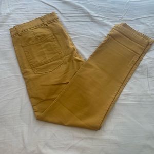 🚨2 for $12🚨 gold chinos